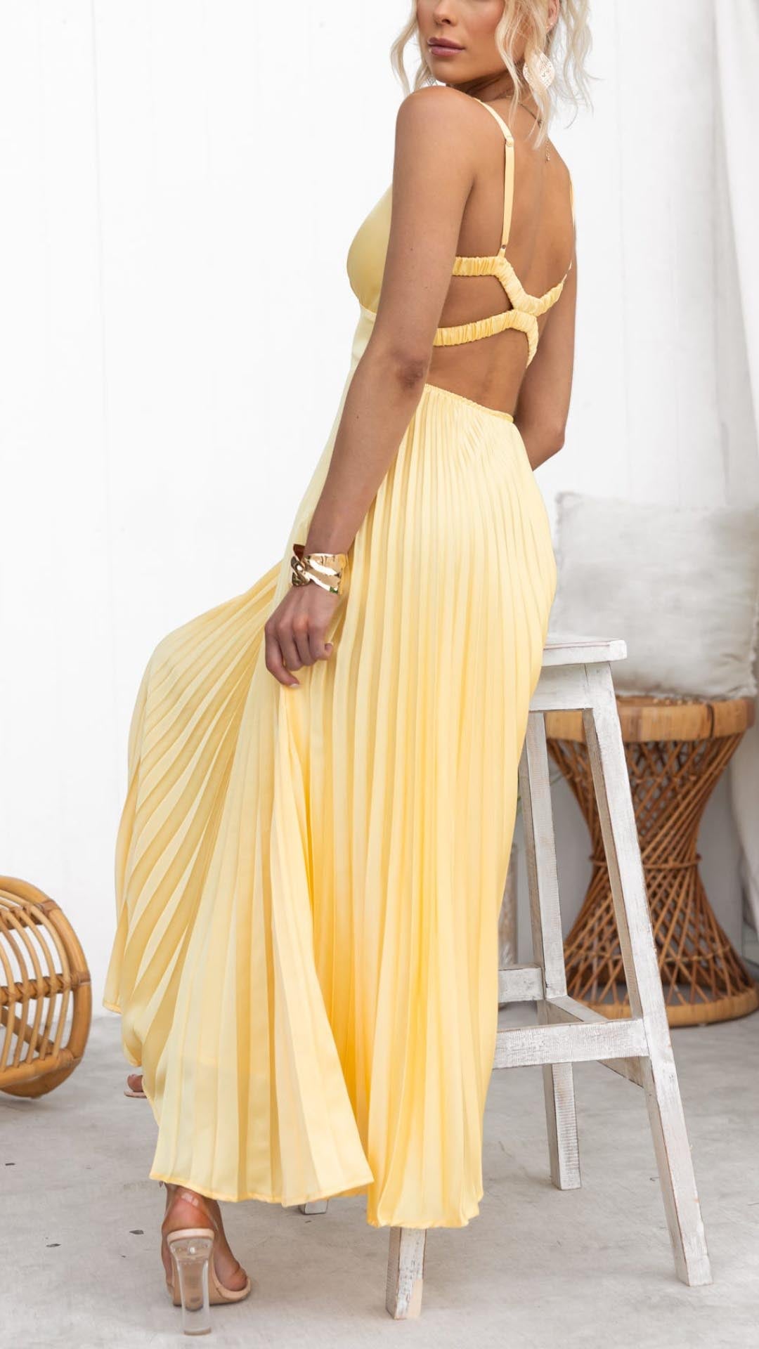 Lucy | Maxi Dress with Pleated V-Neck