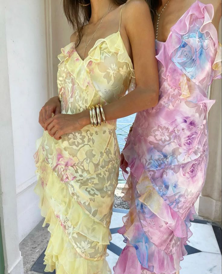 Cassidy | Lovely Ruffled Dress