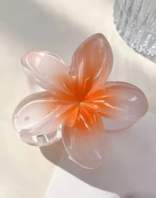 Brooklyn | Shiny Flower-Shaped Hair Clip