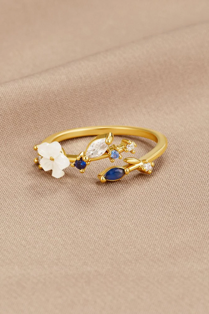Kaia | Floral Ring