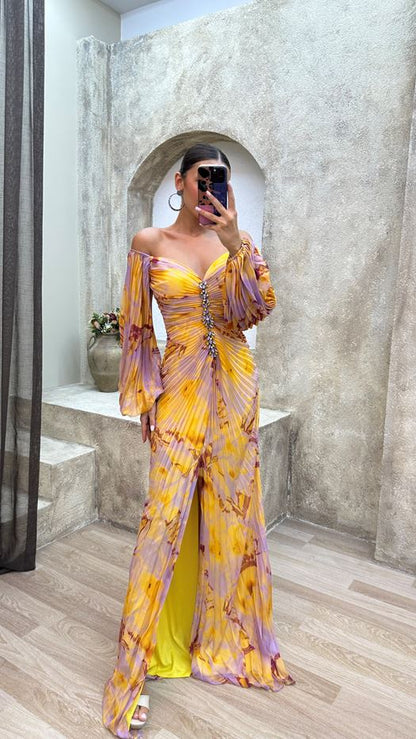 Carly | Elegant Dress with V-Neck