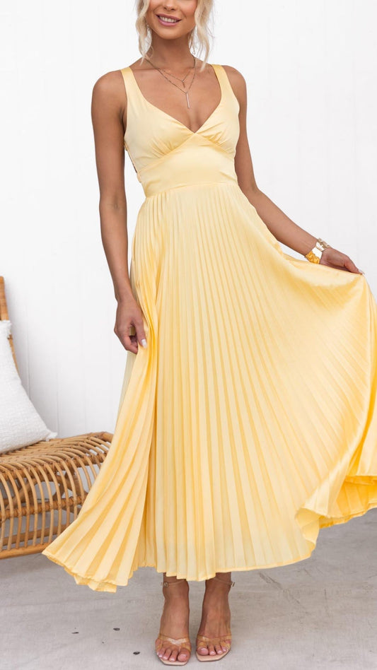Lucy | Maxi Dress with Pleated V-Neck