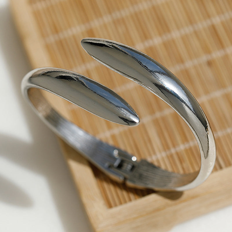 Camilla | Flexible Open Bracelet