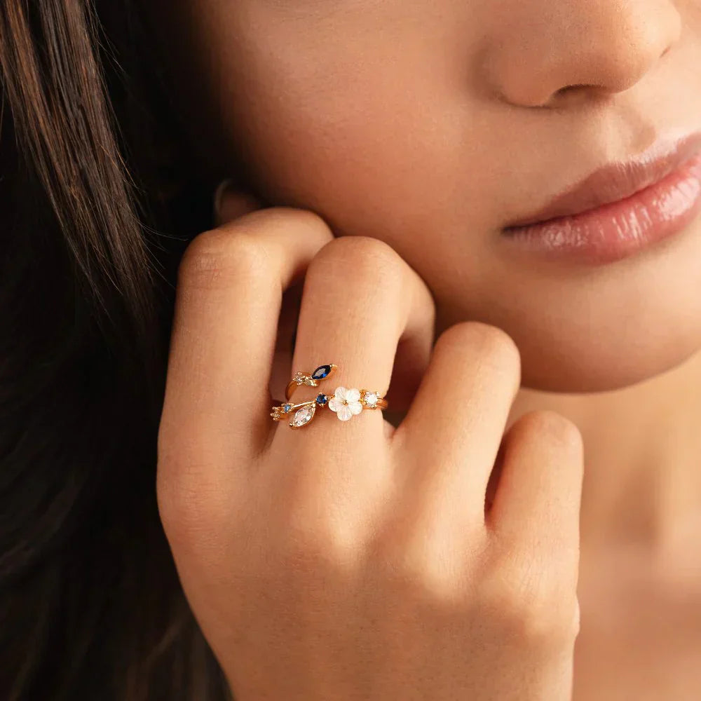 Kaia | Floral Ring