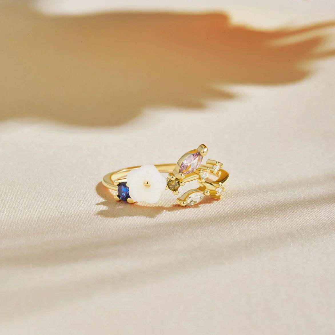 Kaia | Floral Ring