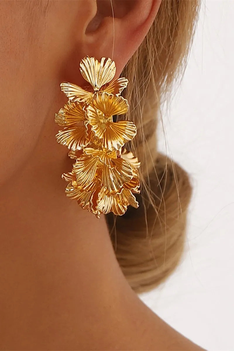 Hadley | C-Shaped Earrings with Floral Pattern